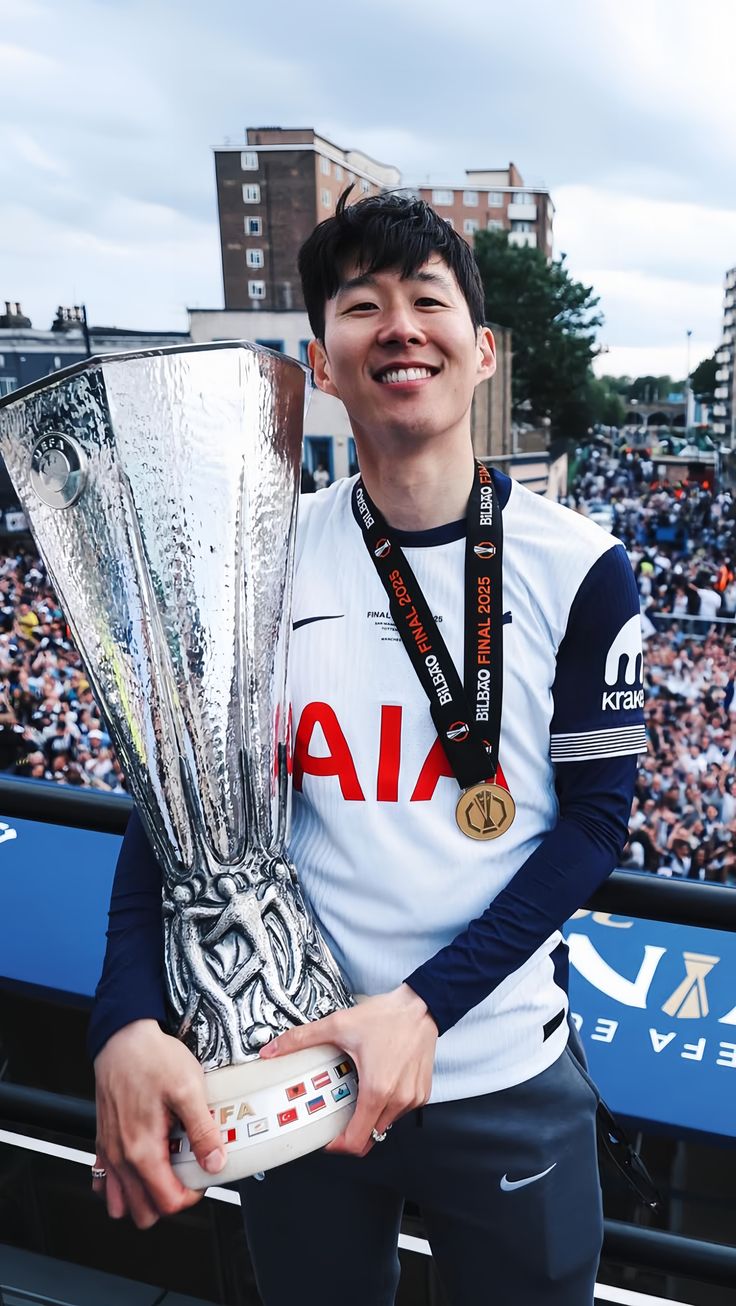 Son Heung-min: Winger Cepat dengan Ketajaman Luar Biasa