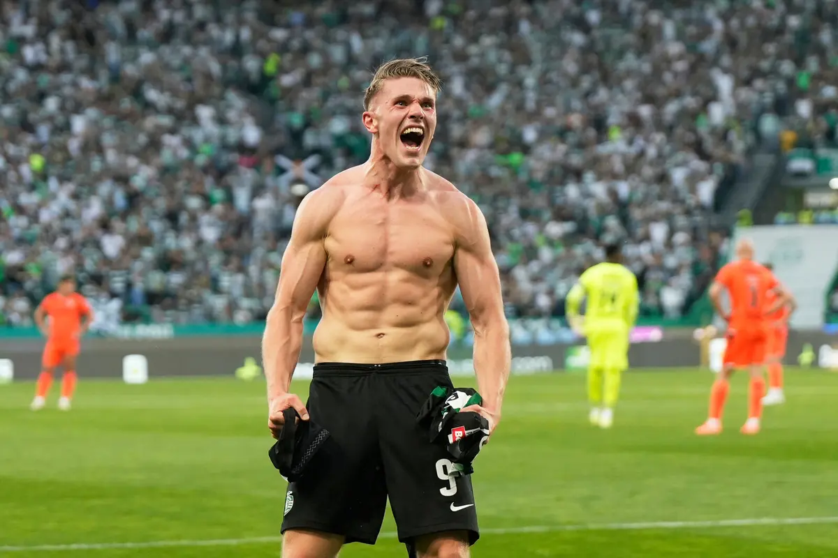 Viktor Gyökeres semakin menarik perhatian publik sepak bola Eropa